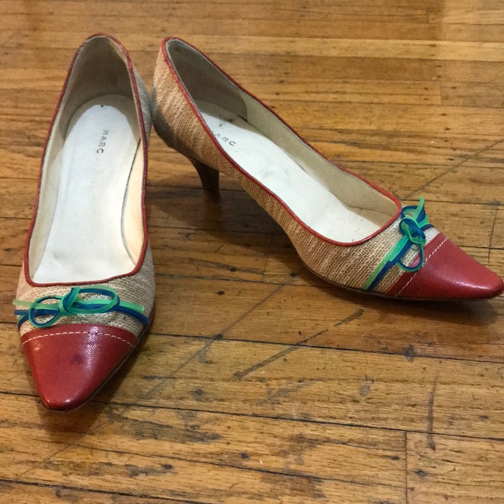 Collector alert! Marc Jacobs pumps!